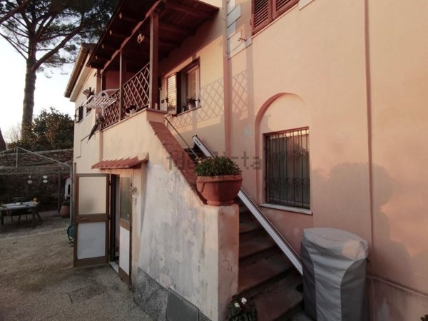 appartamento in vendita a Calci in zona Montemagno