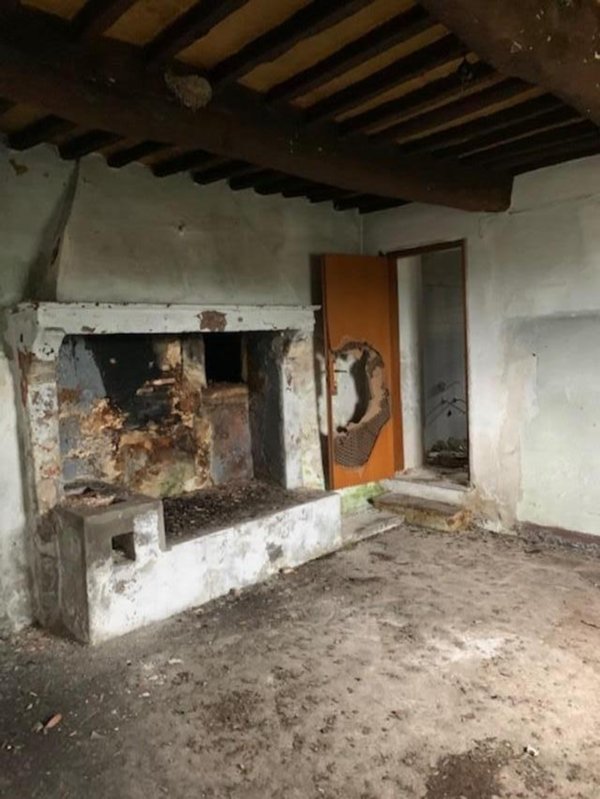 casale in vendita a Calci