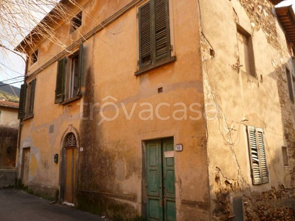 casa indipendente in vendita a Calci in zona Montemagno