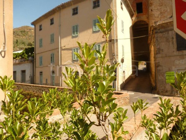 casa indipendente in vendita a Calci