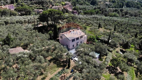 casa indipendente in vendita a Calci in zona Montemagno