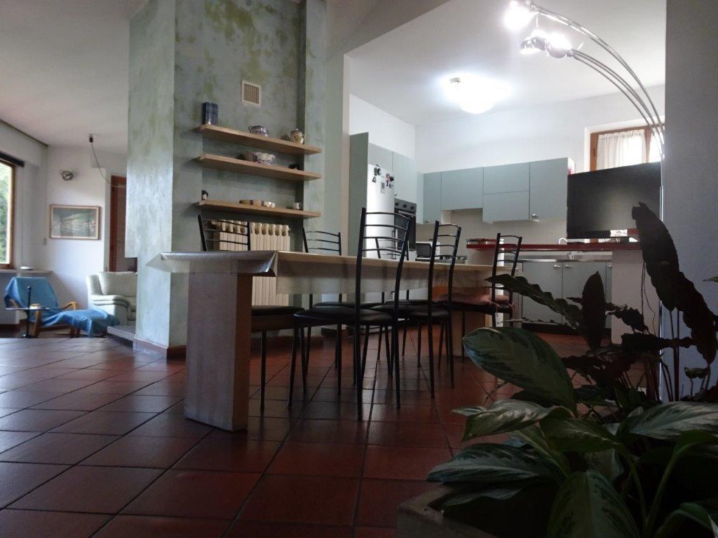 casa indipendente in vendita a Calci in zona Villa