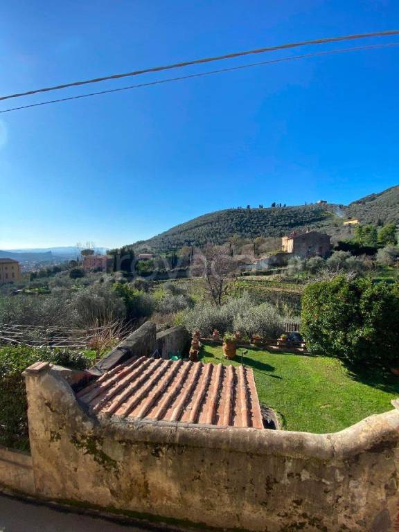 casa indipendente in vendita a Calci