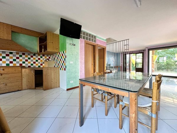 casa indipendente in vendita a Calci in zona Villa