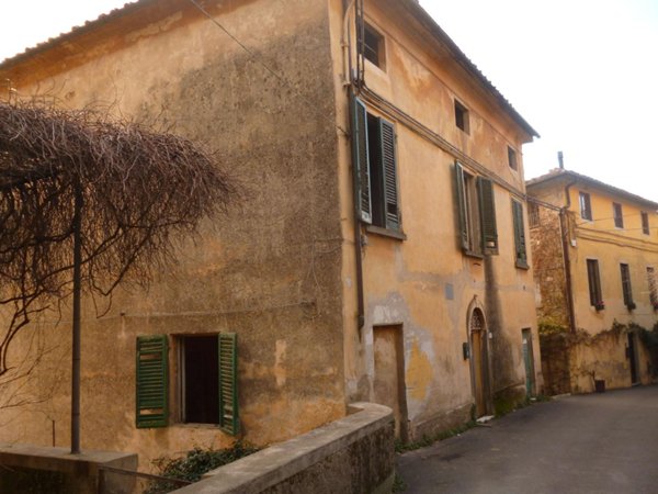 casa indipendente in vendita a Calci in zona Villa