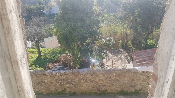 casa indipendente in vendita a Calci