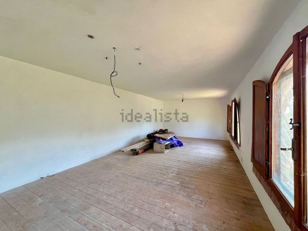 casa indipendente in vendita a Calci in zona Villa