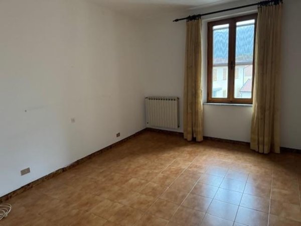 appartamento in vendita a Calci