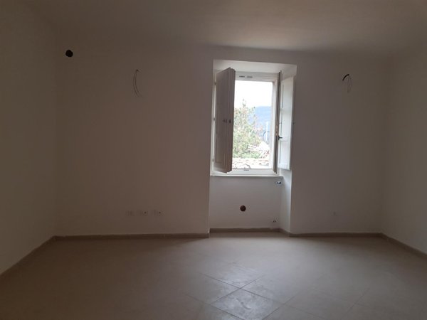 appartamento in vendita a Calci