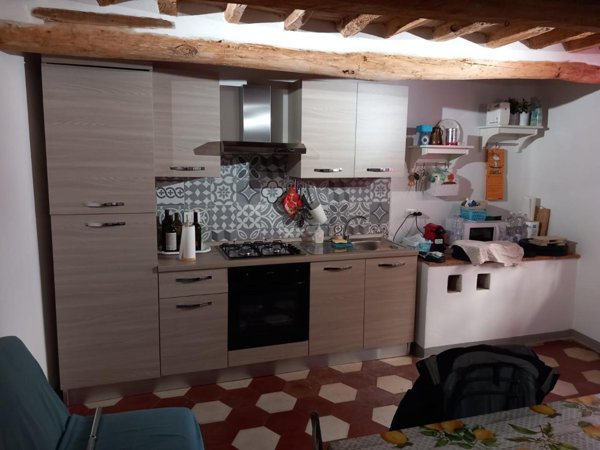 casa indipendente in vendita a Calci