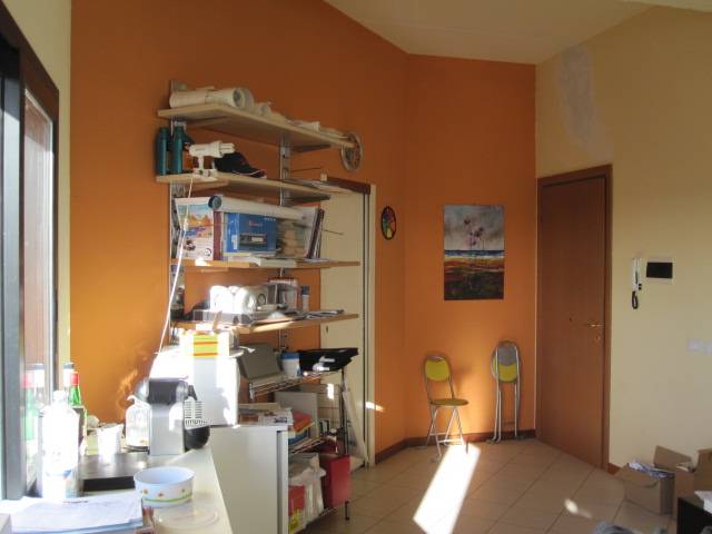 ufficio in vendita a Calci