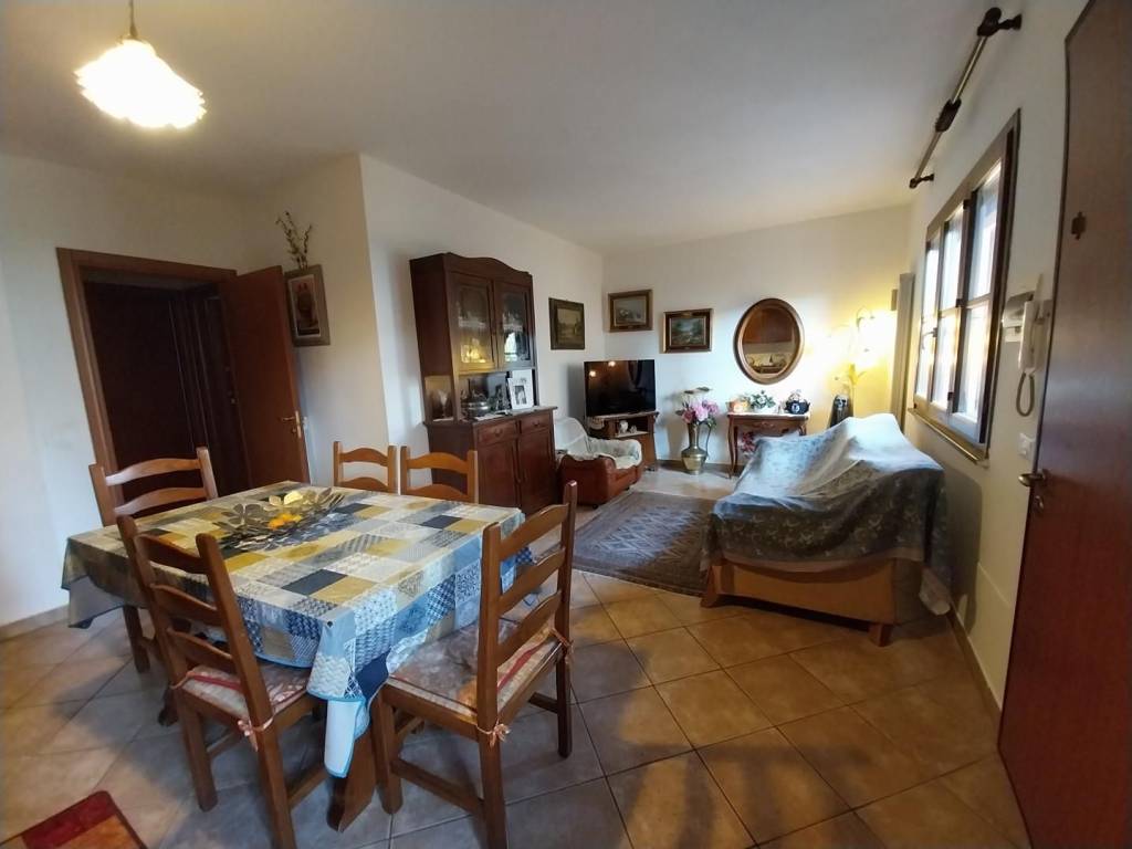 appartamento in vendita a Calci