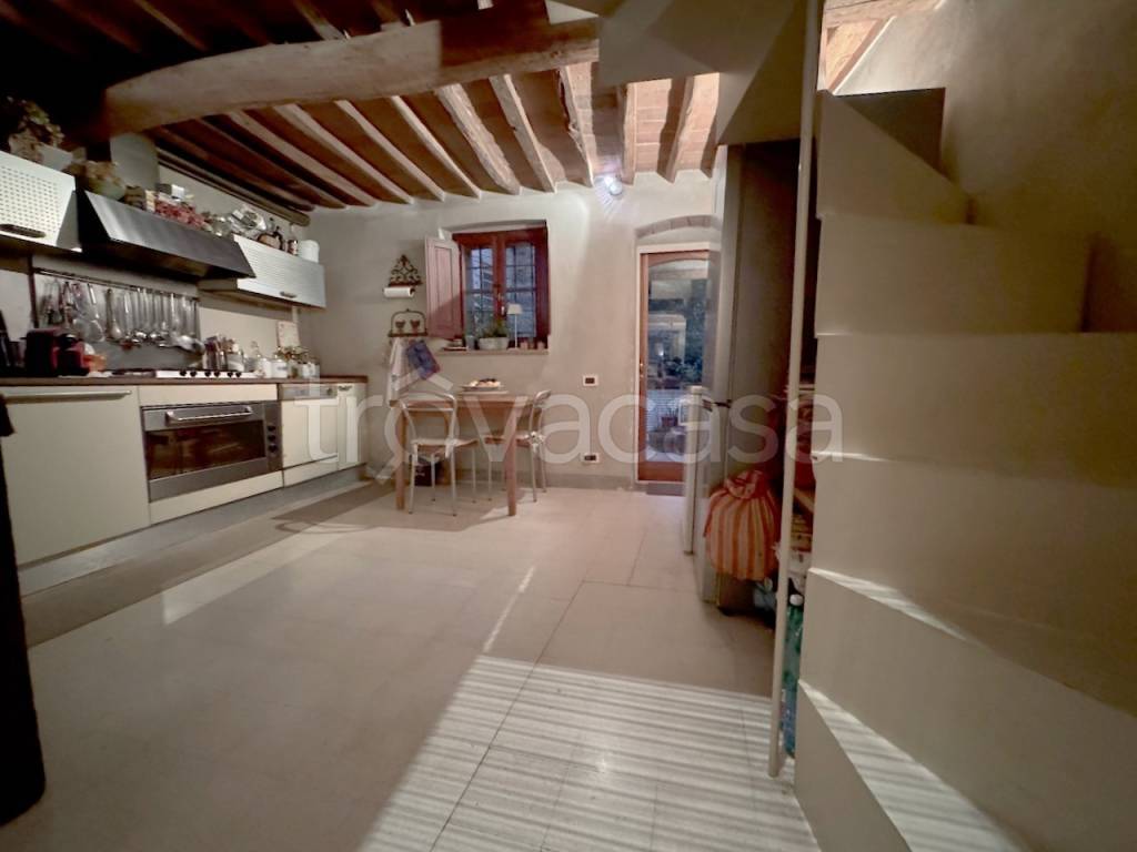 casa indipendente in vendita a Calci