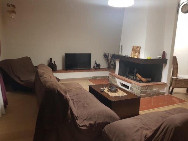 casa indipendente in vendita a Calci