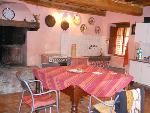 casa indipendente in vendita a Calci