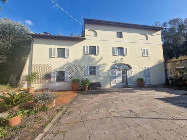 casa indipendente in vendita a Calci in zona Villa