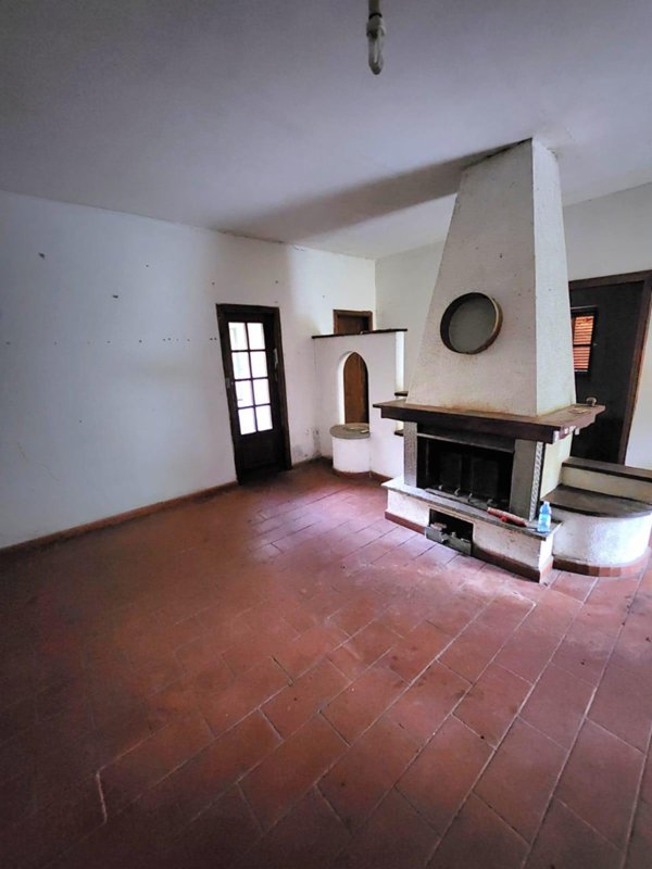 casa indipendente in vendita a Calci