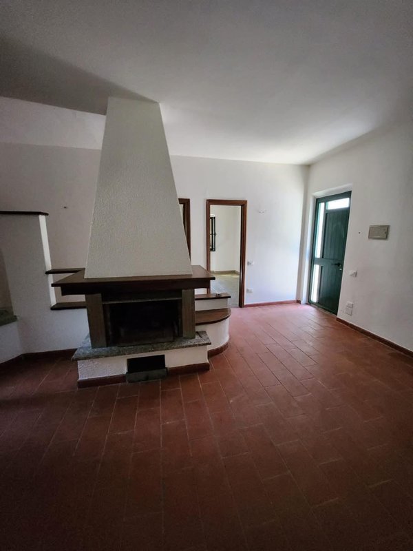 casa indipendente in vendita a Calci