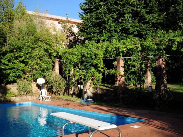 casa indipendente in vendita a Calci in zona Villa