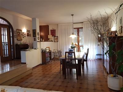 casa indipendente in vendita a Calci in zona Villa