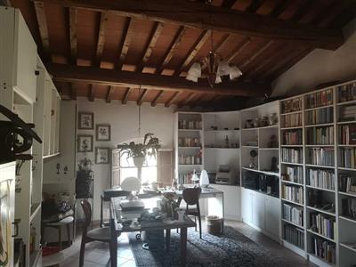 casa indipendente in vendita a Calci in zona Villa