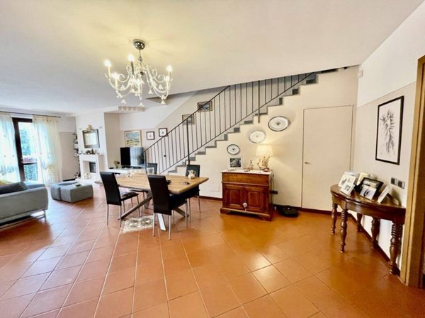 casa indipendente in vendita a Calci in zona Villa