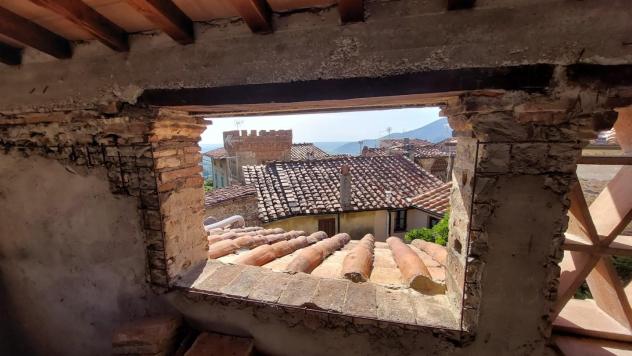 appartamento in vendita a Calci in zona Montemagno