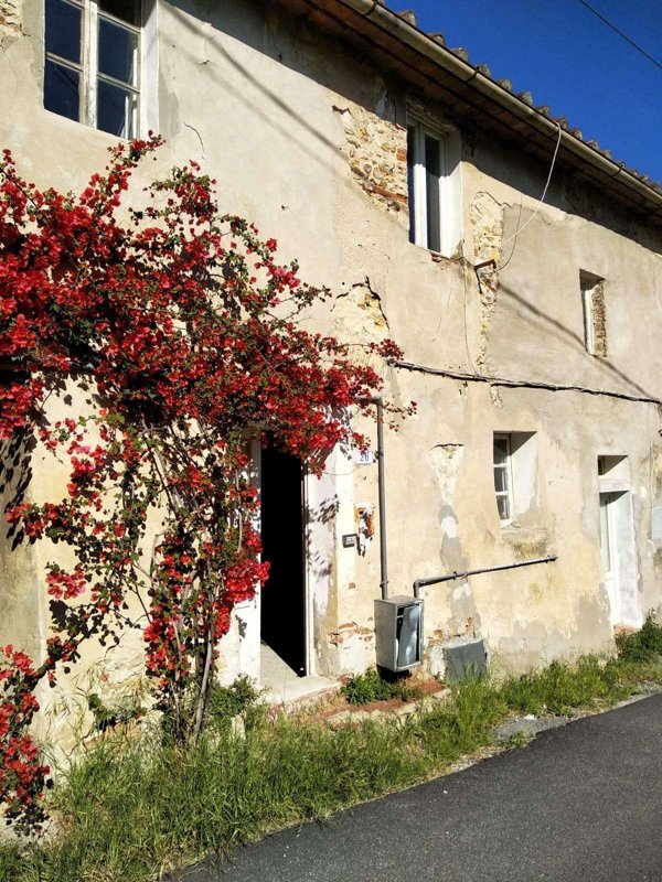 intera palazzina in vendita a Calci