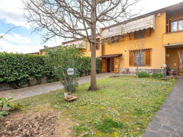 casa indipendente in vendita a Calci in zona Villa