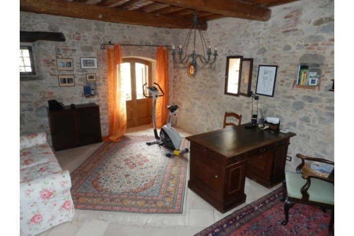 casale in vendita a Calci in zona Villa