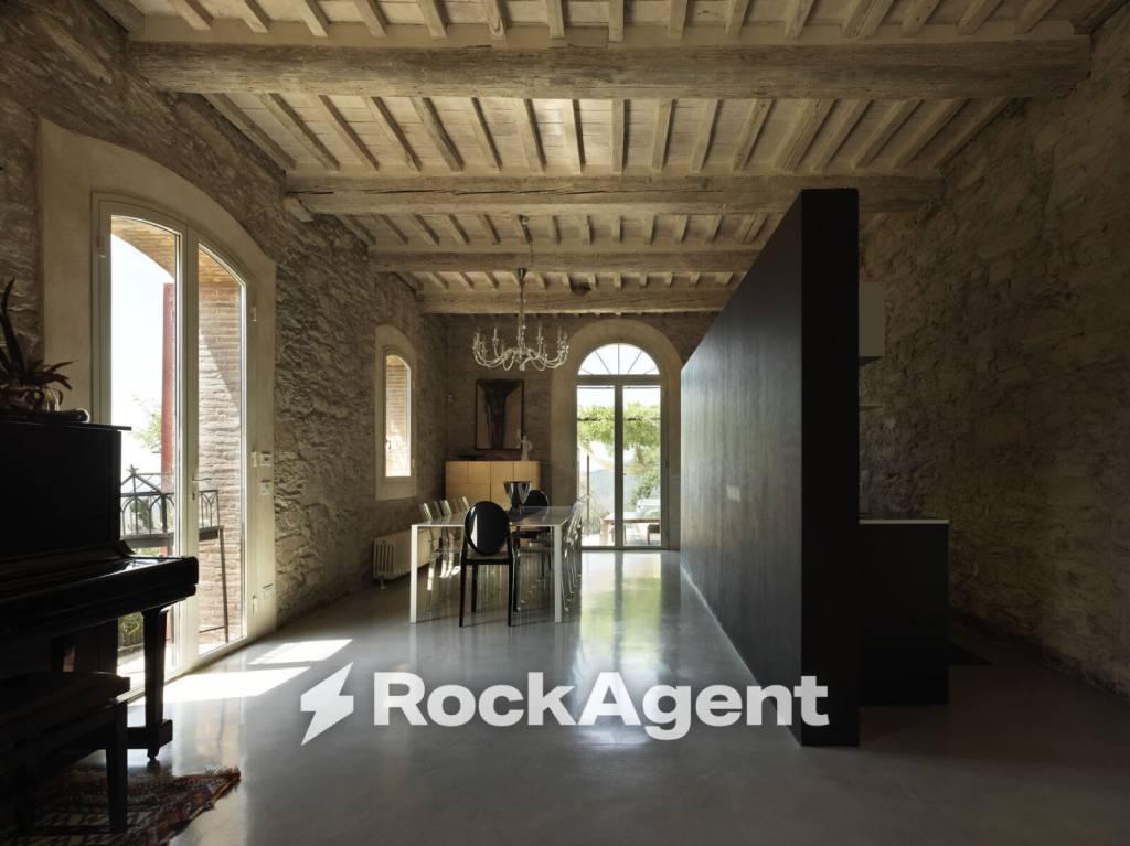 casa indipendente in vendita a Calci in zona Villa