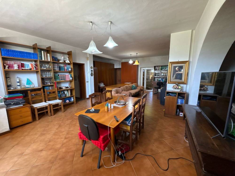 casa indipendente in vendita a Calci in zona Villa