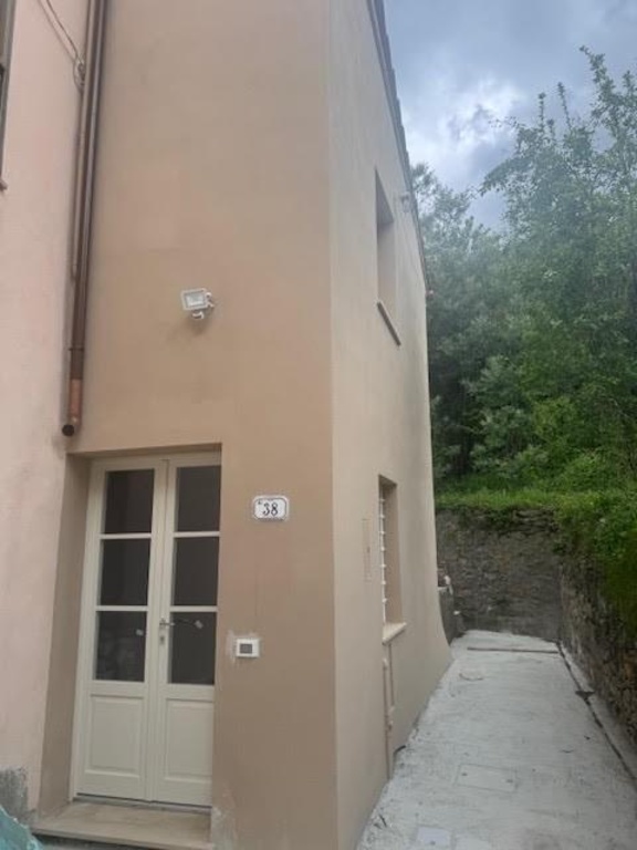 casa indipendente in vendita a Calci