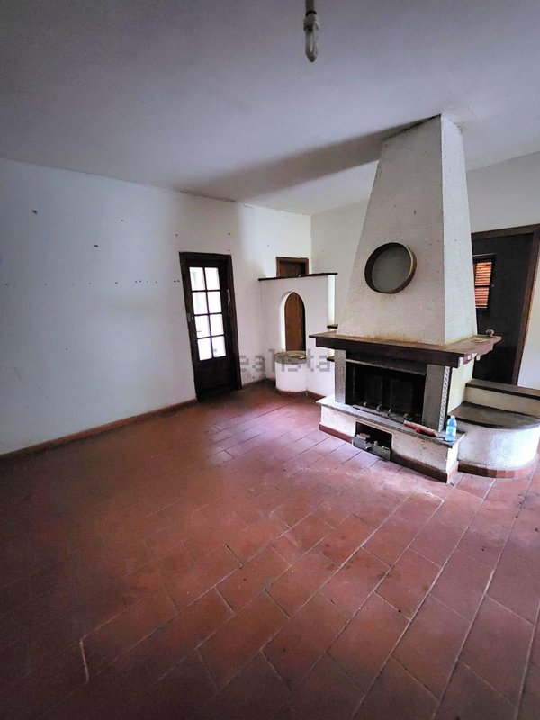 casa indipendente in vendita a Calci