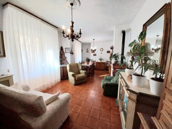 appartamento in vendita a Calci