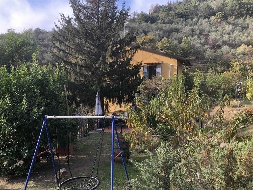 casa indipendente in vendita a Calci in zona Tre Colli