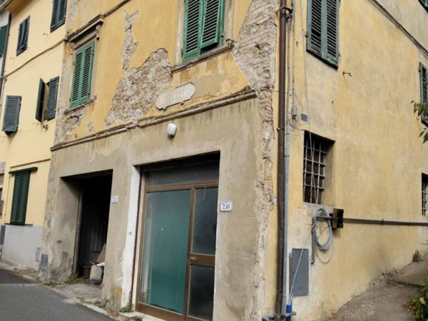 casa indipendente in vendita a Calci in zona Villa