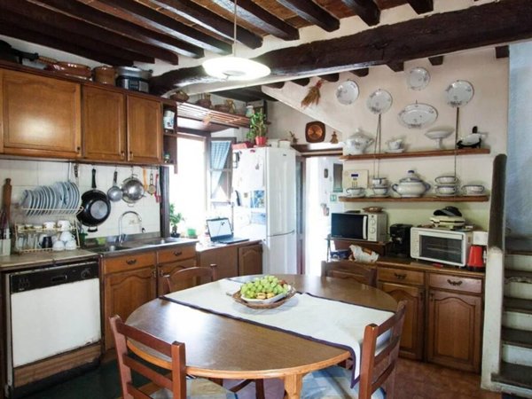 casale in vendita a Calci