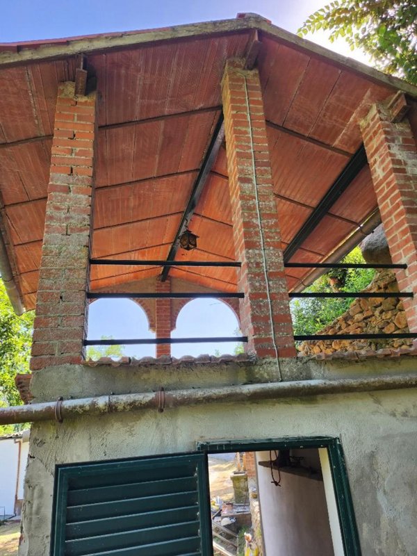 casa indipendente in vendita a Calci in zona Montemagno