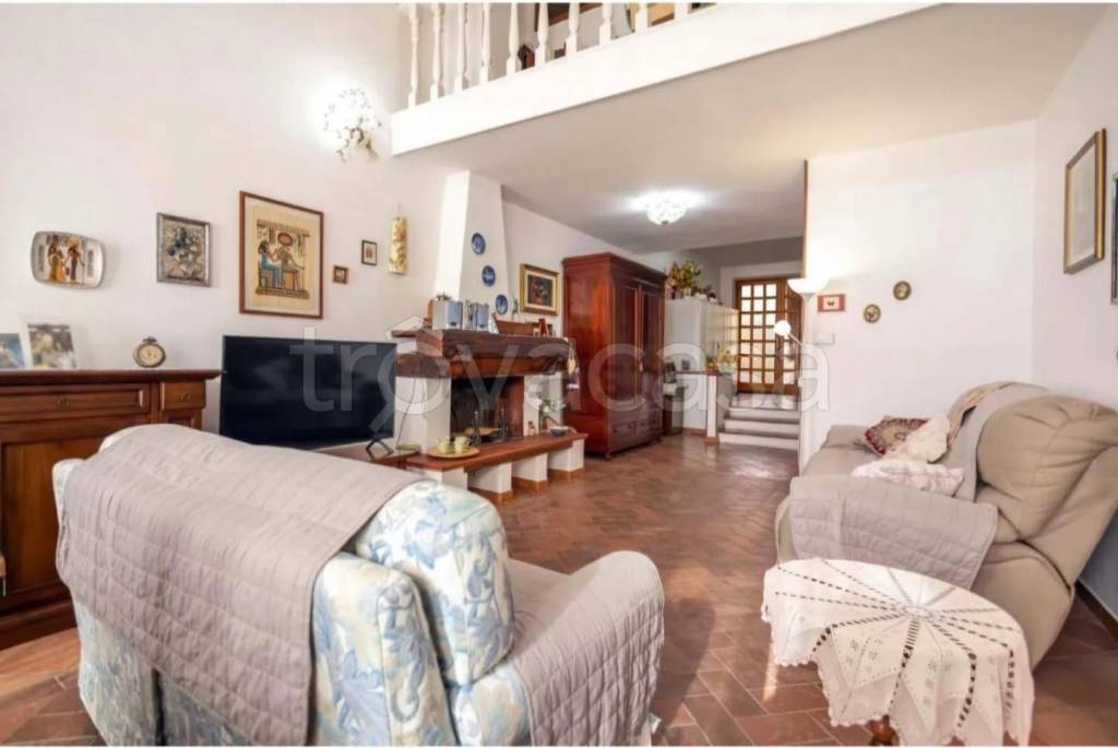 casa indipendente in vendita a Calci in zona Villa