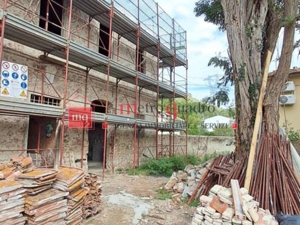 casale in vendita a Calci