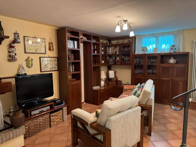 casa indipendente in vendita a Calci