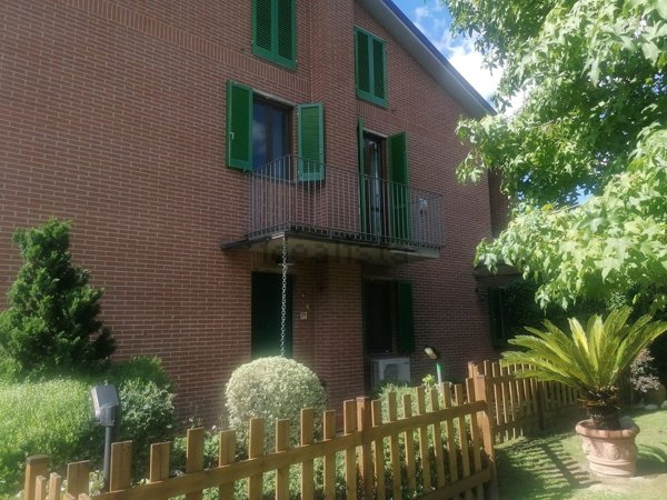 casa indipendente in vendita a Calci in zona Villa