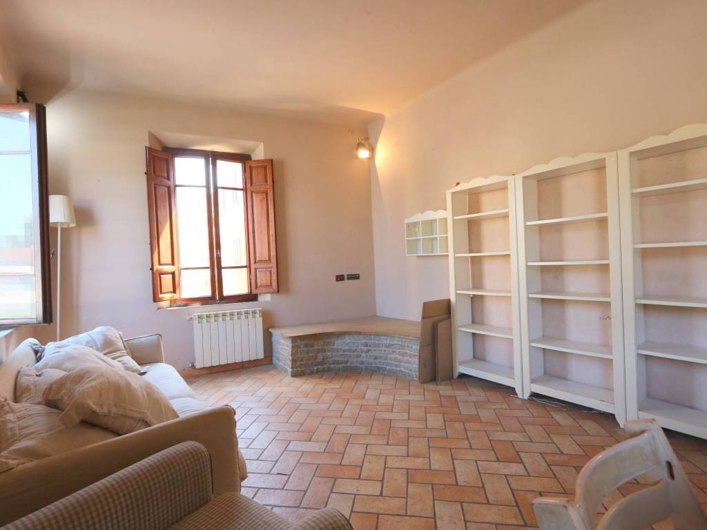 appartamento in vendita a Calci