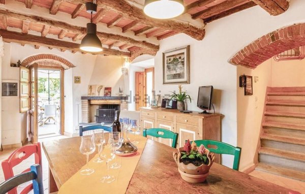 casale in vendita a Calci