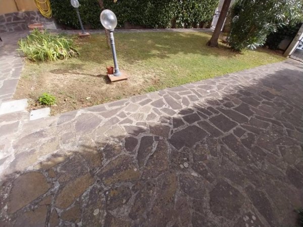 casa indipendente in vendita a Calci in zona Villa