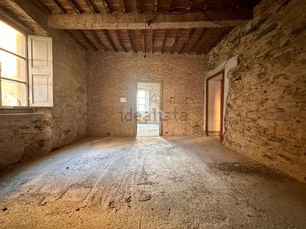 casale in vendita a Calci