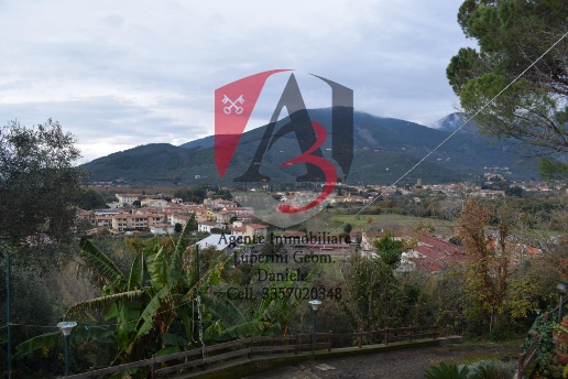 casa indipendente in vendita a Calci