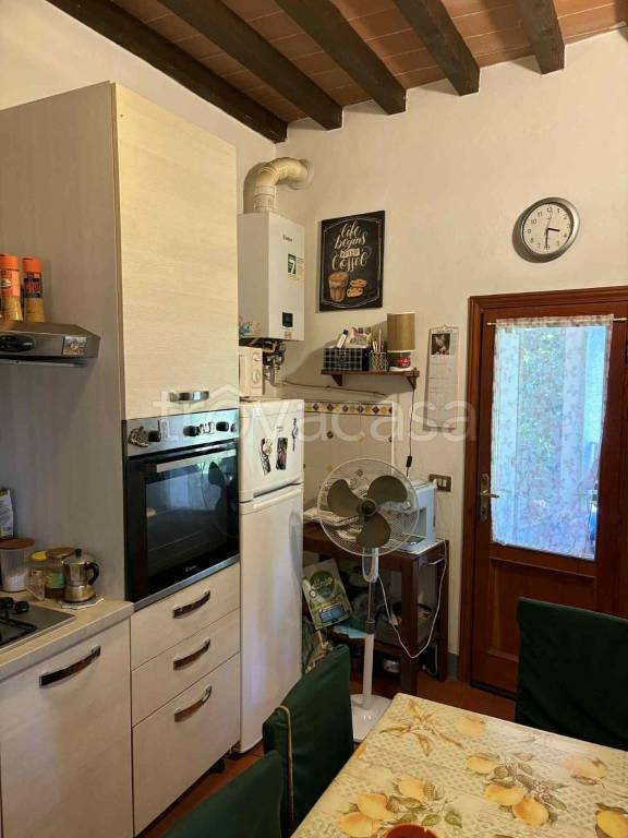 casa indipendente in vendita a Calci