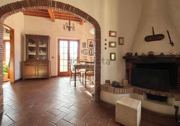 casa indipendente in vendita a Calci